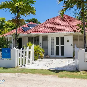 Sea Miracle Villa/beach Holiday home